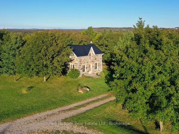 439629 Sydenham Lakeshore Dr, Meaford, ON N0H 1B0