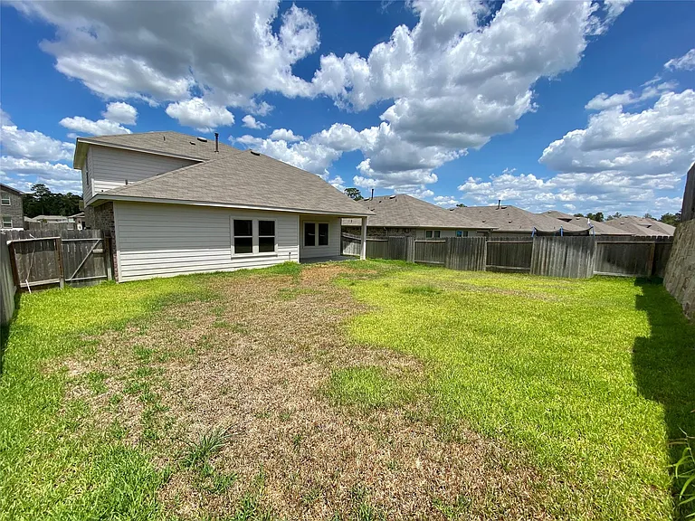 13832 Rock Island Trl — Photo 34