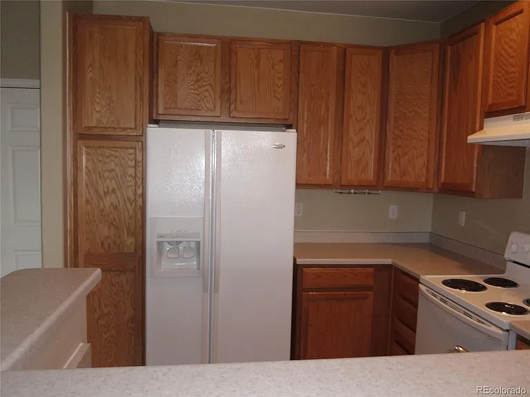 8338 Stonybridge Cir — Photo 11
