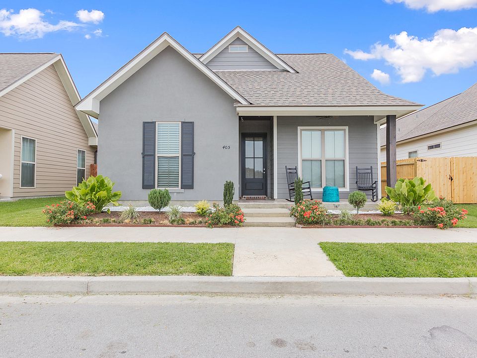 1st image of 405 Parker Ln