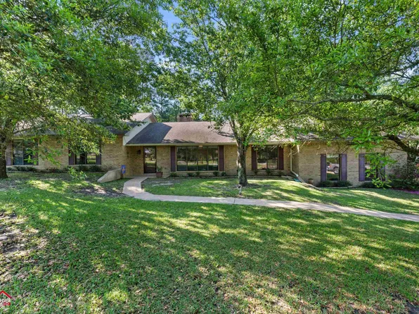641 County Road 1430, Center, TX 75935