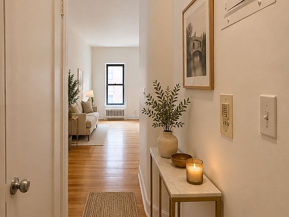 4th image of 449 W 56th St APT 4D
