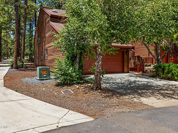 3rd image of 3186 E RAINBOW Lane