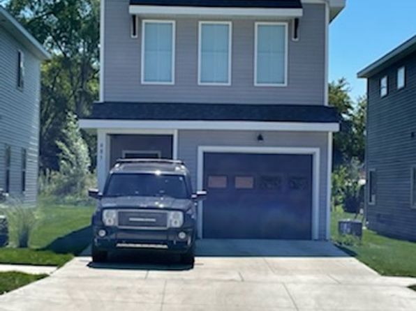 685 W Webster Ave