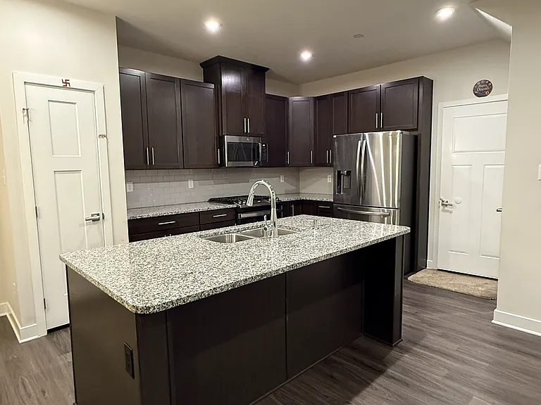 5105 Spruce Rd — Photo 6
