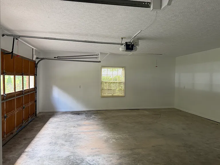 175 Highland Cir — Photo 38