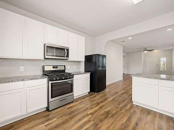2nd image of 5034 Purple Wisteria Ln