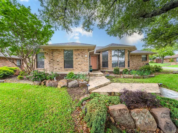 1500 Sunnyslope Dr, Carrollton, TX 75007