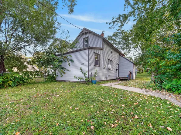 925 E 9th St, Des Moines, IA 50316