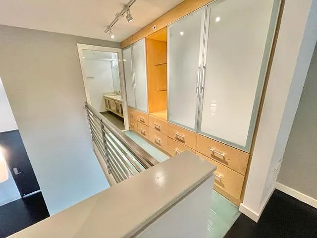 188 King St #304 — Photo 38