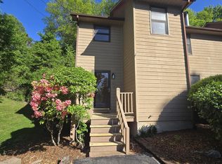 215 Windridge Colony #215, Johnson City, TN 37601