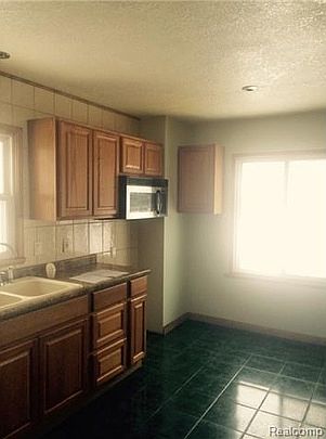 5th image of 35258 John Hauk St