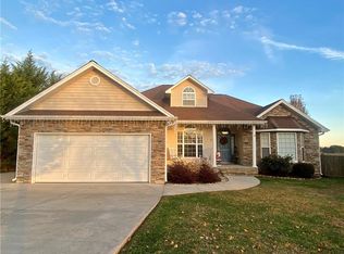 236 Burnt Tanyard Rd, West Union, SC 29696