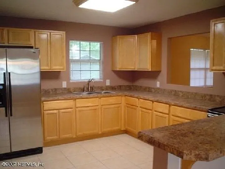 4 bed, 1801 sqft, $1,499 — Photo 4
