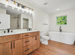 709 Ginger Ridge Dr, Trenton, OH 45067