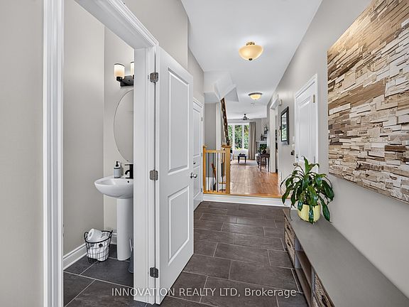 3rd image of 111 Dulmage Cres