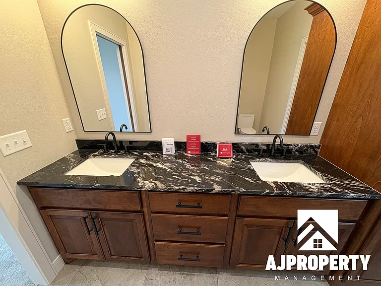 8607 W Shoreline Pl — Photo 11