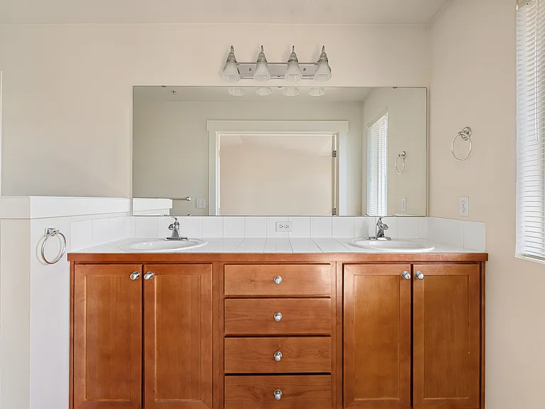 23120 SE Black Nugget Rd #T3 — Photo 16