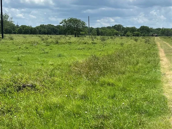 14113 Peters Rd, Needville, TX 77461