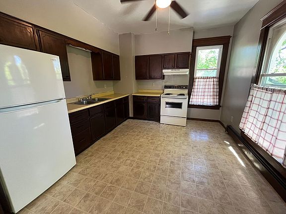 5th image of 1200 20th St APT 4