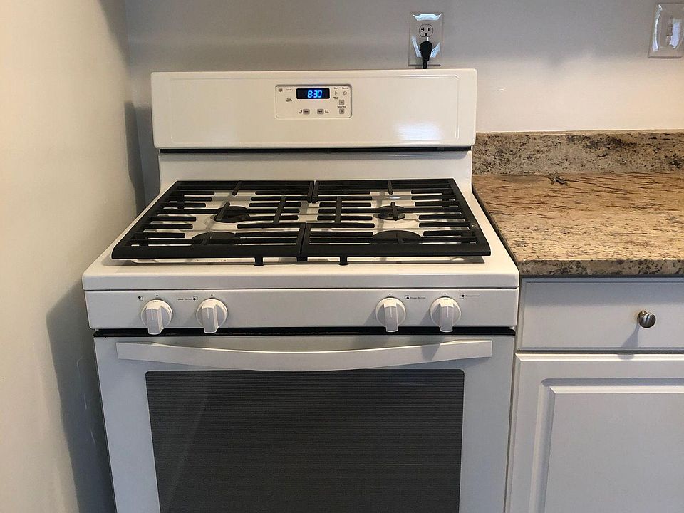 1st image of 2055 N Vermont St #0B-1Ba-560Sqft