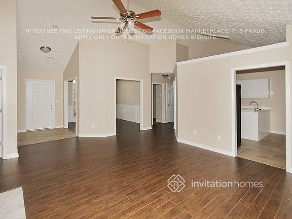 4th image of 410 Windsor Brook Ln