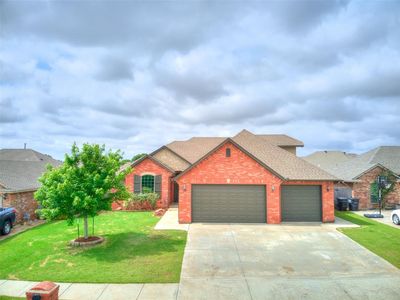 308 Madison Place Dr, Moore, OK, 73160