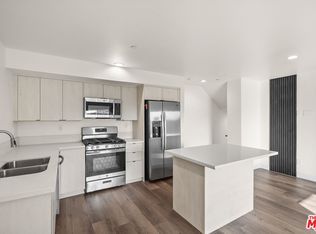 2527 Hauser Blvd #B, Los Angeles, CA 90016