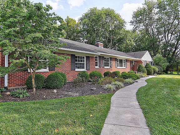 3rd image of 4214 Gregory Dr