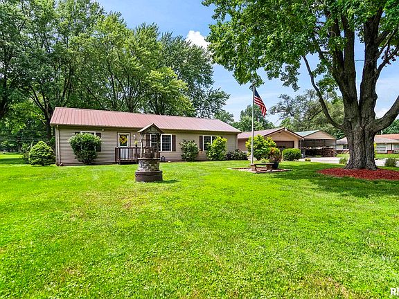 3rd image of 6175 Crows Mill Rd