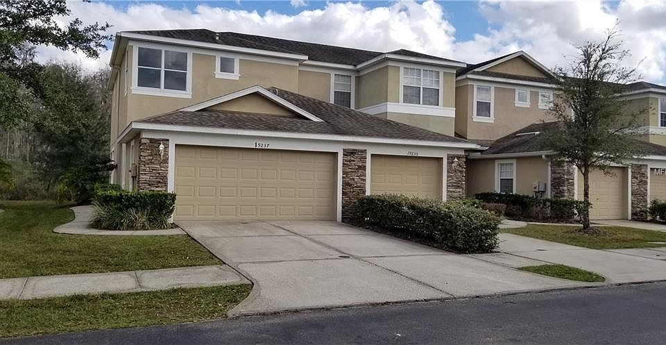1st image of 19237 Stone Hedge Dr