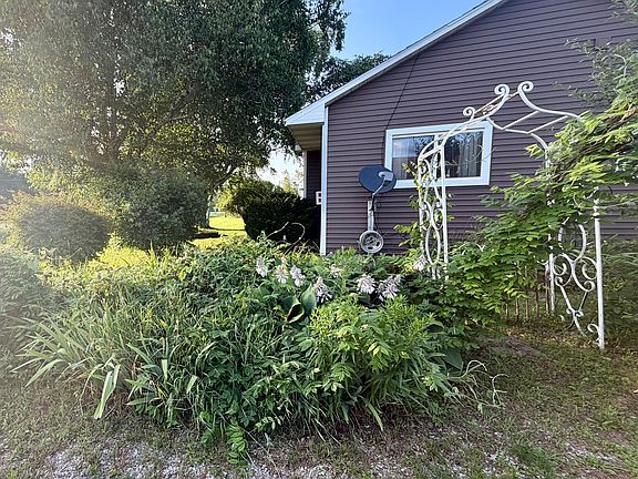 3rd image of 16225 County Road 451