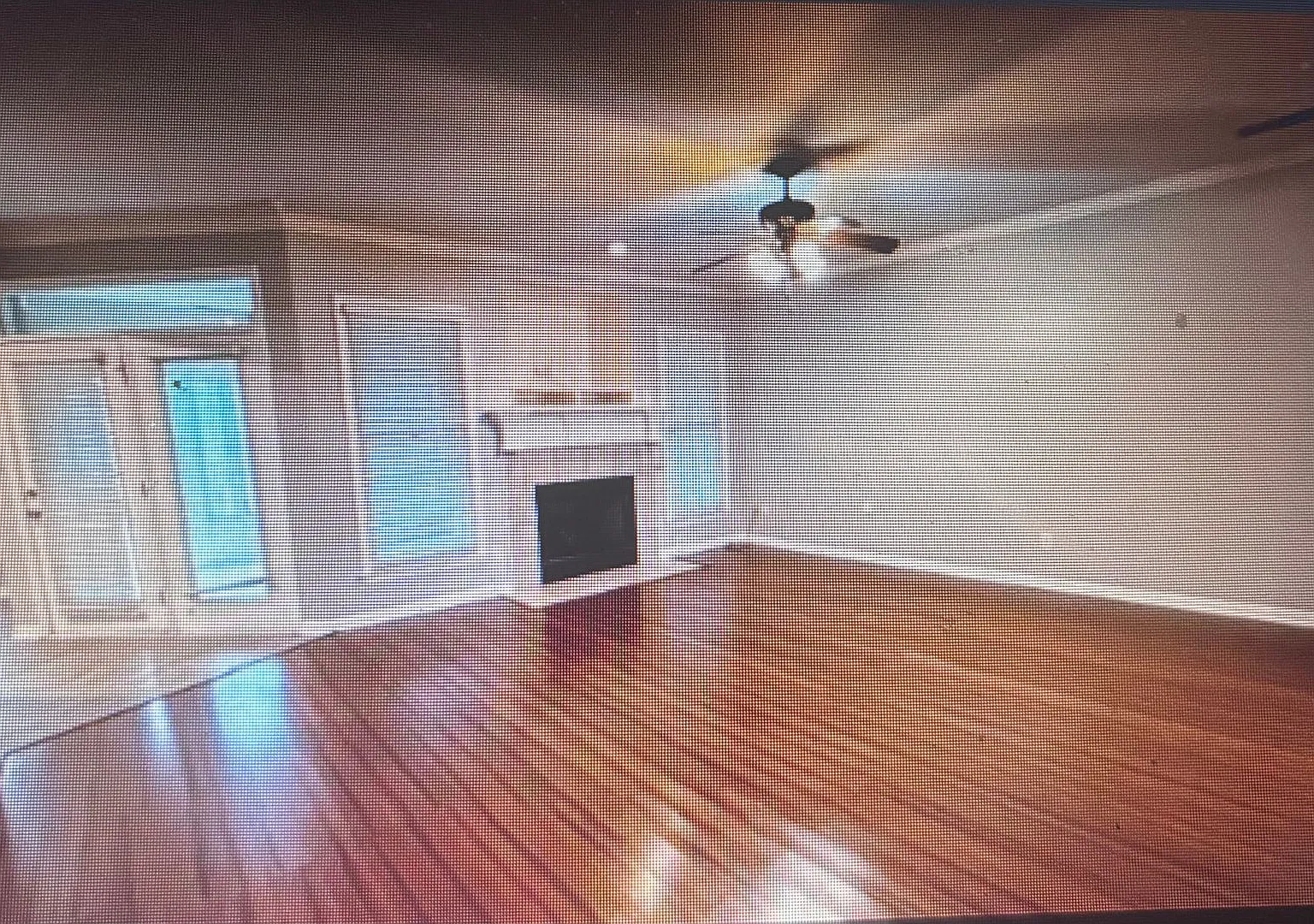 Single-family Home — Photo 2