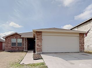 16661 Woodside Dr, Justin, TX 76247