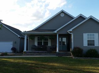 15766 Ciara Rd, Marion, IL 62959