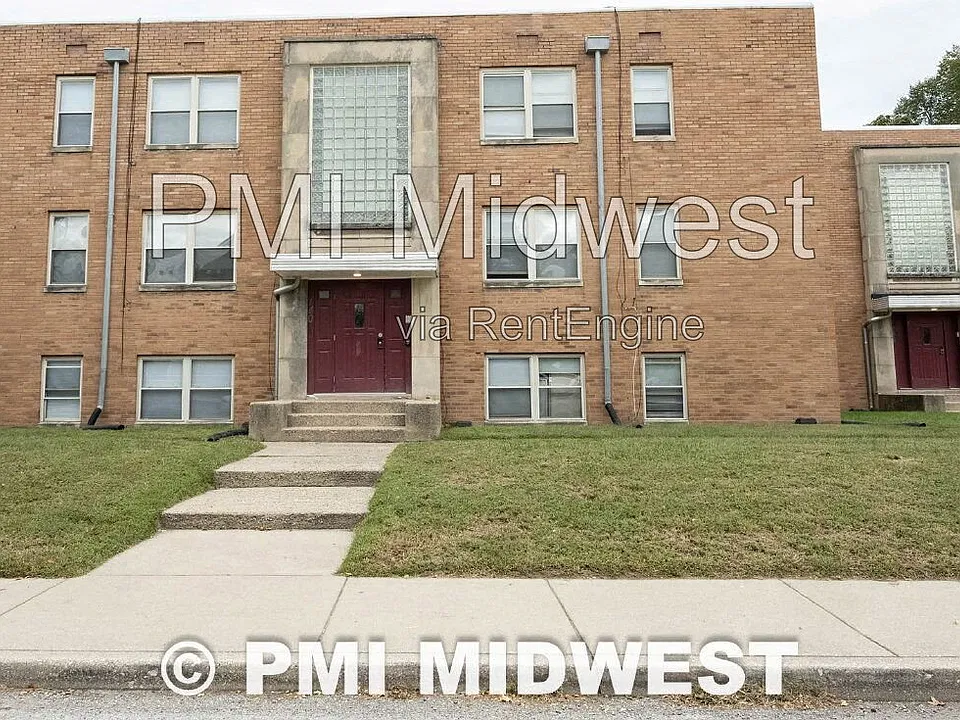 140 E 19th St #1