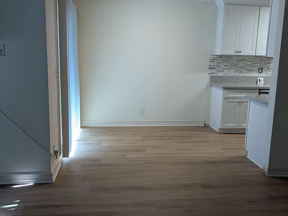 1st image of 3506 S Bentley Ave APT 106