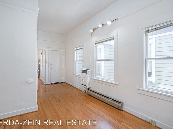 3rd image of 1572 Lincoln Ave APT C