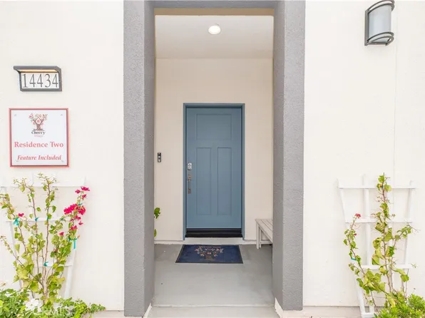 14401 Maraschino Ave, Fontana, CA 92335