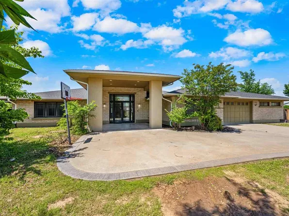 6417 NW Euclid Ave, Lawton, OK 73505