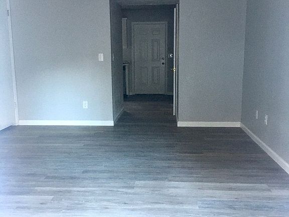 4th image of 1346 Campbell St APT 20