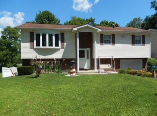 125 N Hawthorne Dr, Altoona, PA 16602