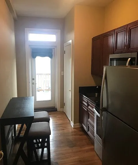 608 N Roan St #2B — Photo 5