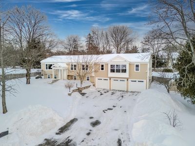 4 Richard Cir, Andover, MA, 01810