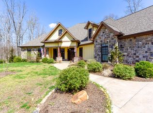 3440 Lanyard Ln, Louisville, TN 37777