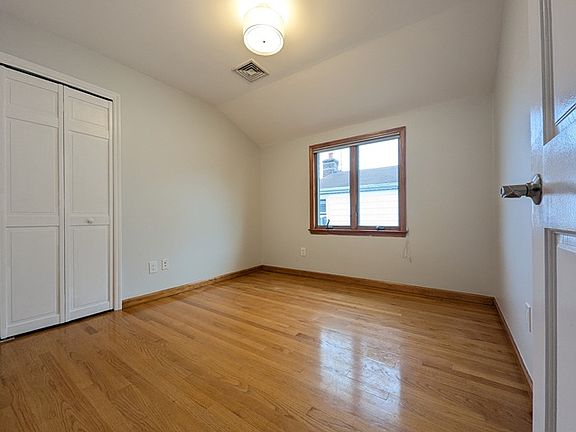 4th image of 29-07 201st St Floor 2