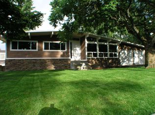 4018 89th Ave SE, Mercer Island, WA 98040