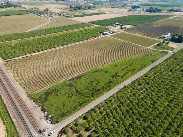 2470 E Lincoln Ave #237, Fresno, CA 93725