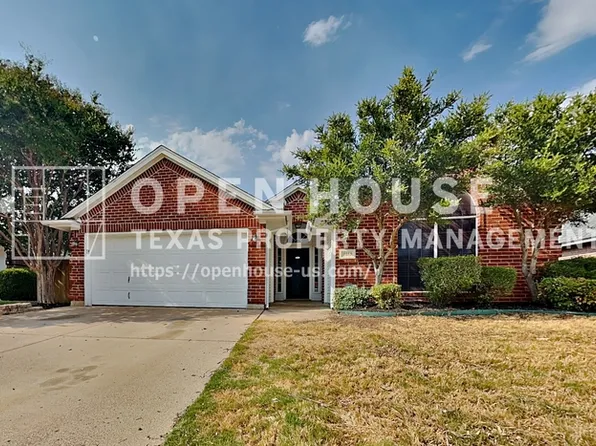 9053 San Joaquin Trl, Fort Worth, TX 76118