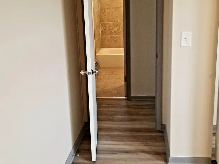 5801 Rose Ave #1 — Photo 5
